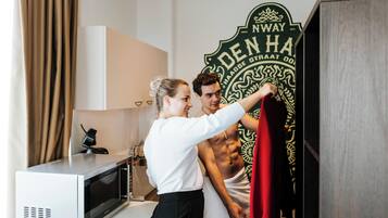 Estudio Confort | Cocineta privada | Refrigerador y congelador