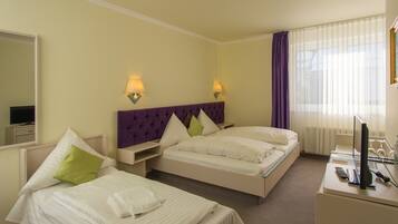 Triple Room | Pemandangan dari bilik