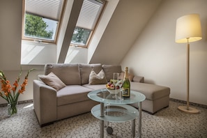 Apartment | Premium bedding, in-room safe, desk, free WiFi