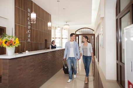 Centro de negocios. Hotel Cesarskie Ogrody