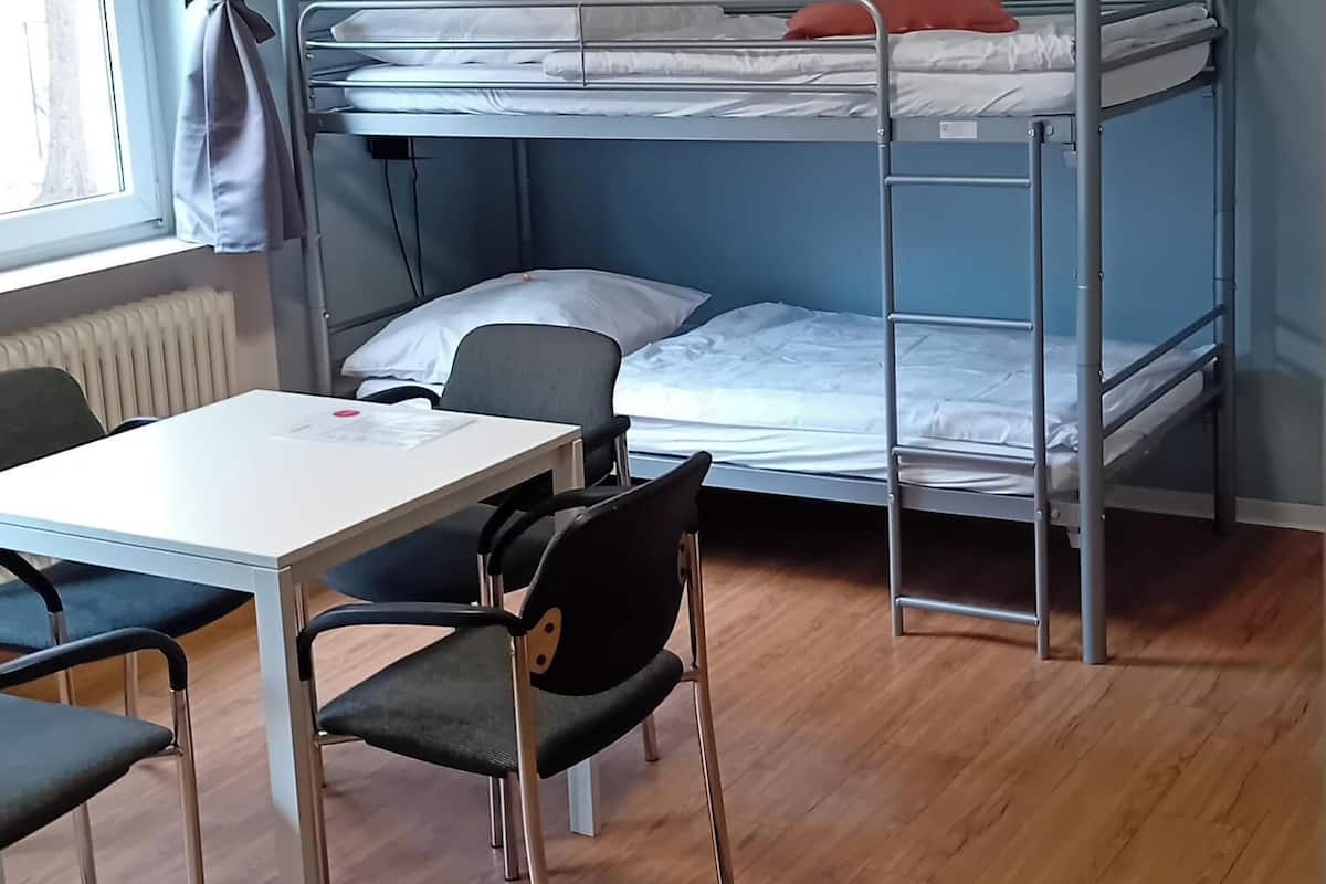 Wifi gratis y ropa de cama