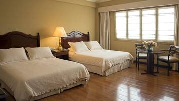 Business Twin Room | Premium bedding, minibar, in-room safe, desk