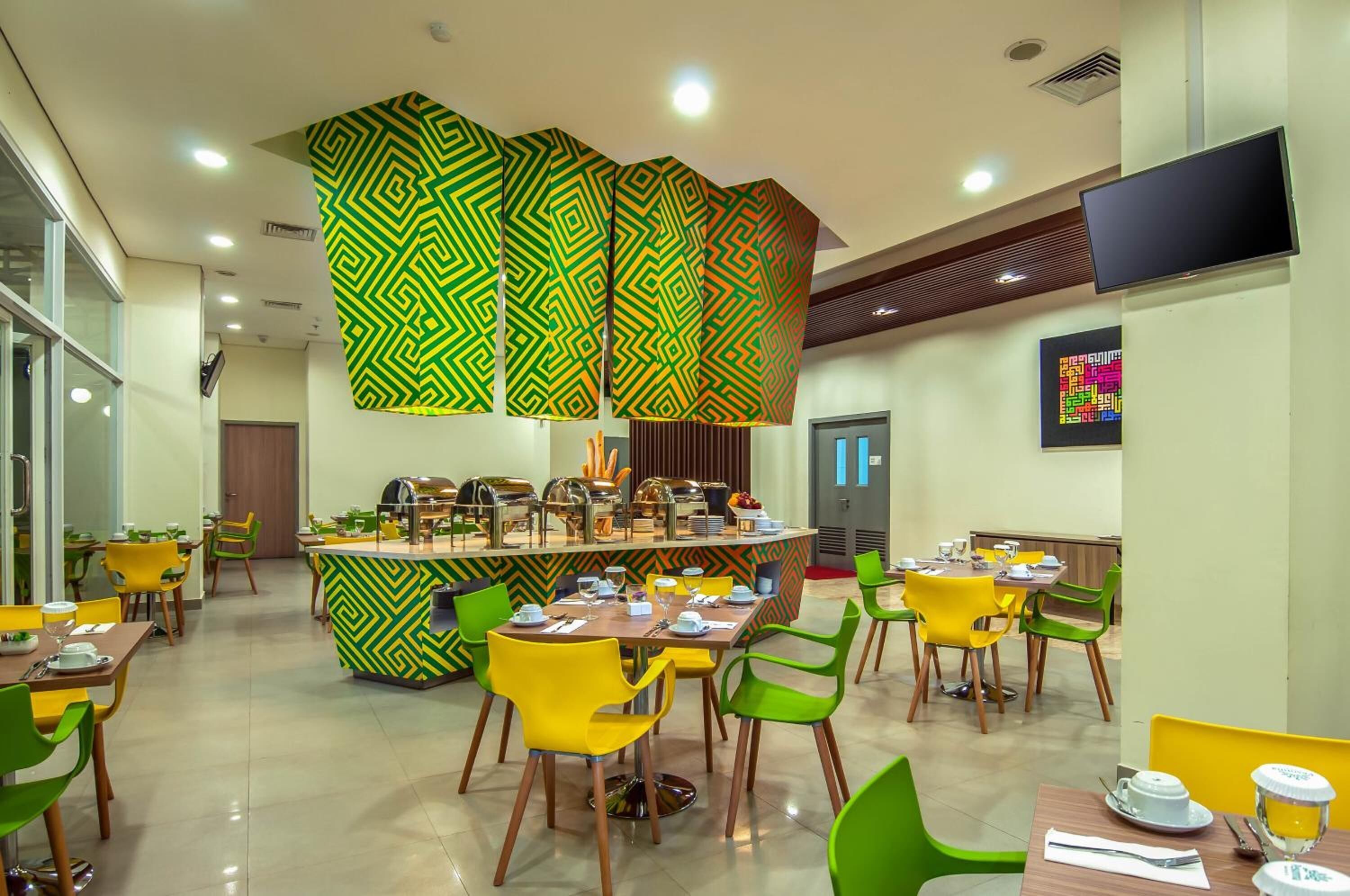 Foto - KHAS Makassar Hotel