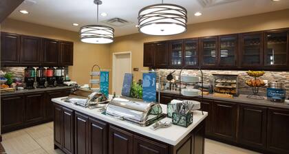Homewood Suites by Hilton Davenport