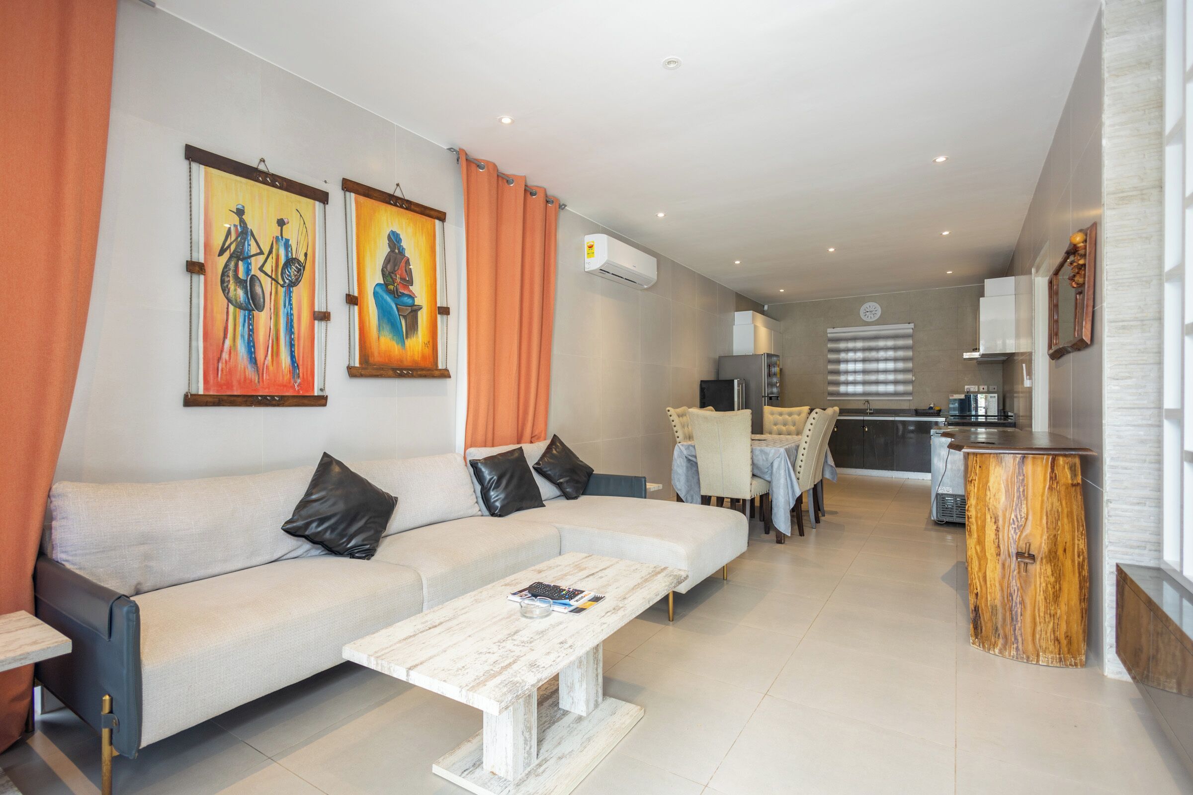 Villa de lujo, vistas al mar | Espacio para trabajar con un portátil y sistema de insonorización