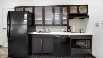 Candlewood Suites Waco by IHG