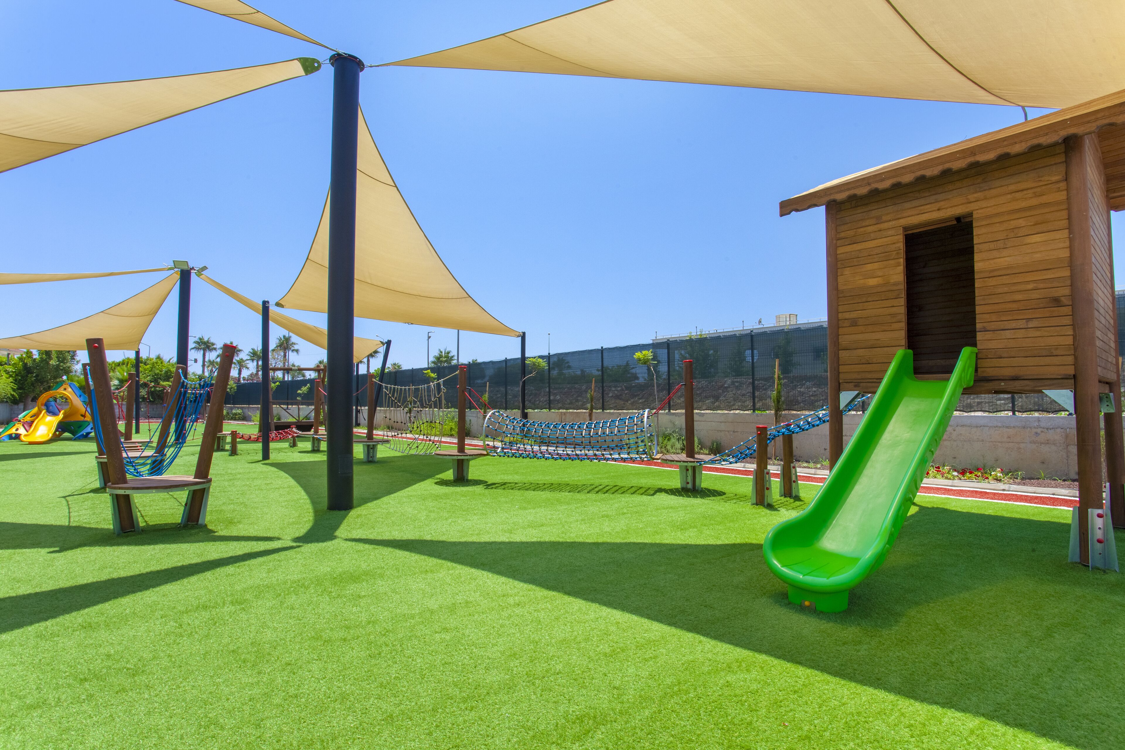 children’s play area – outdoor