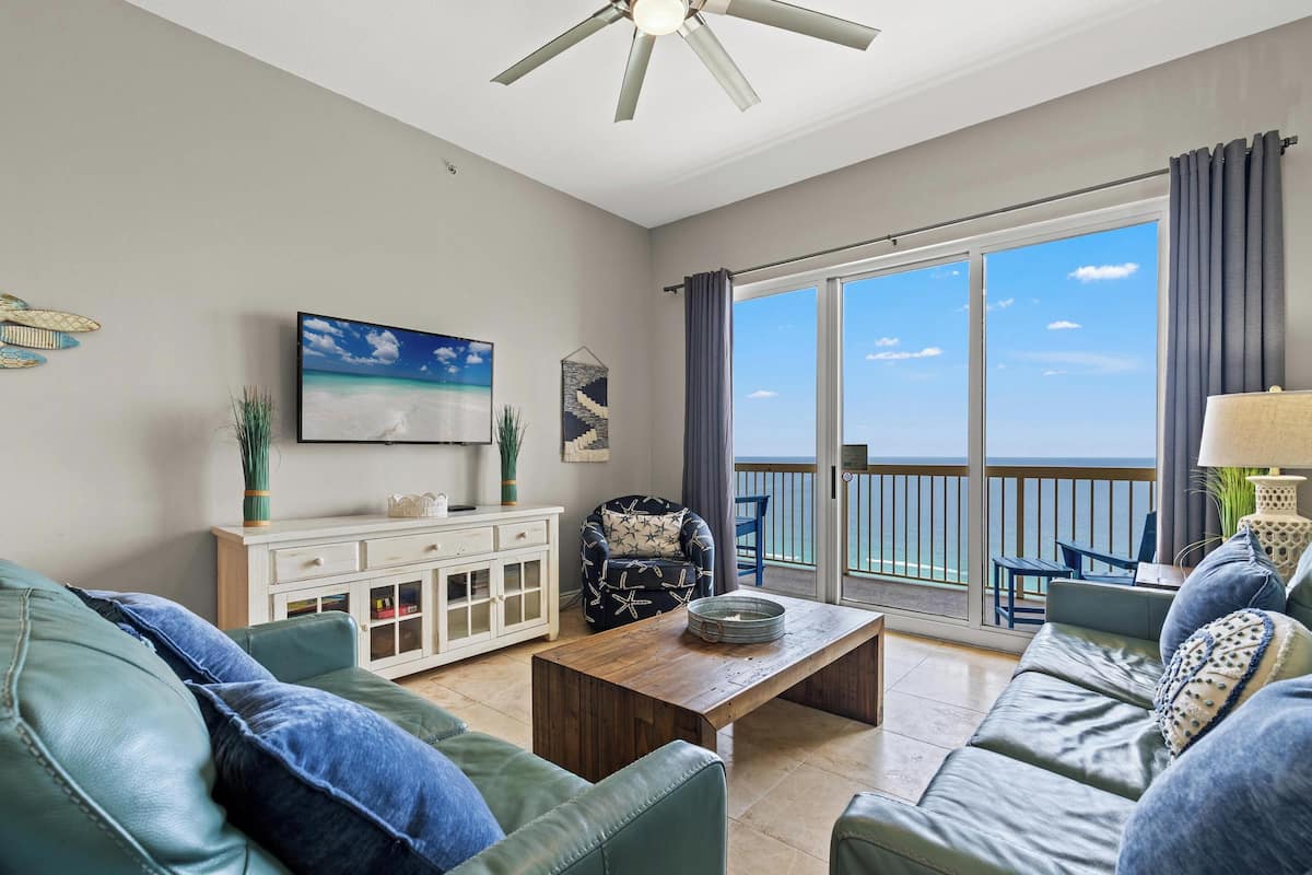Condo, 3 Bedrooms, Sea View (2302W) | Living area