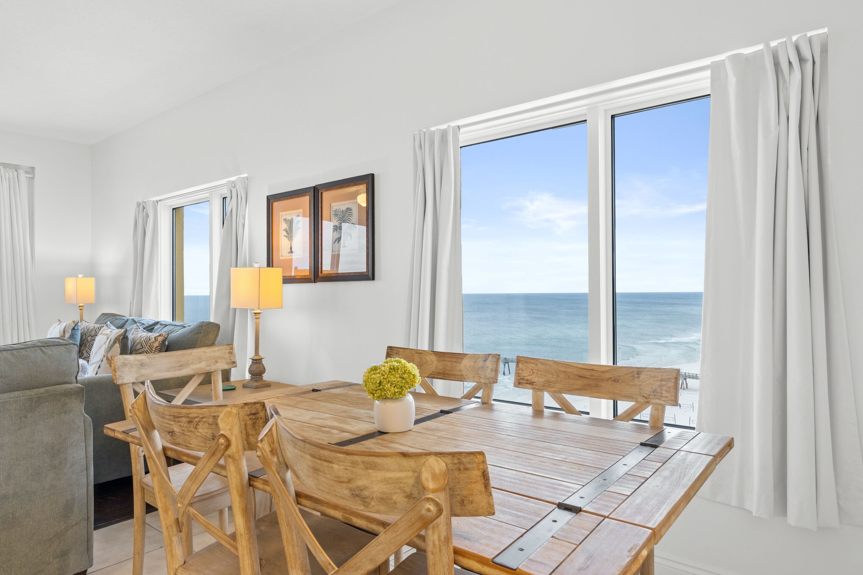 Condo, 3 Bedrooms, Ocean View (1509W) | In-room dining