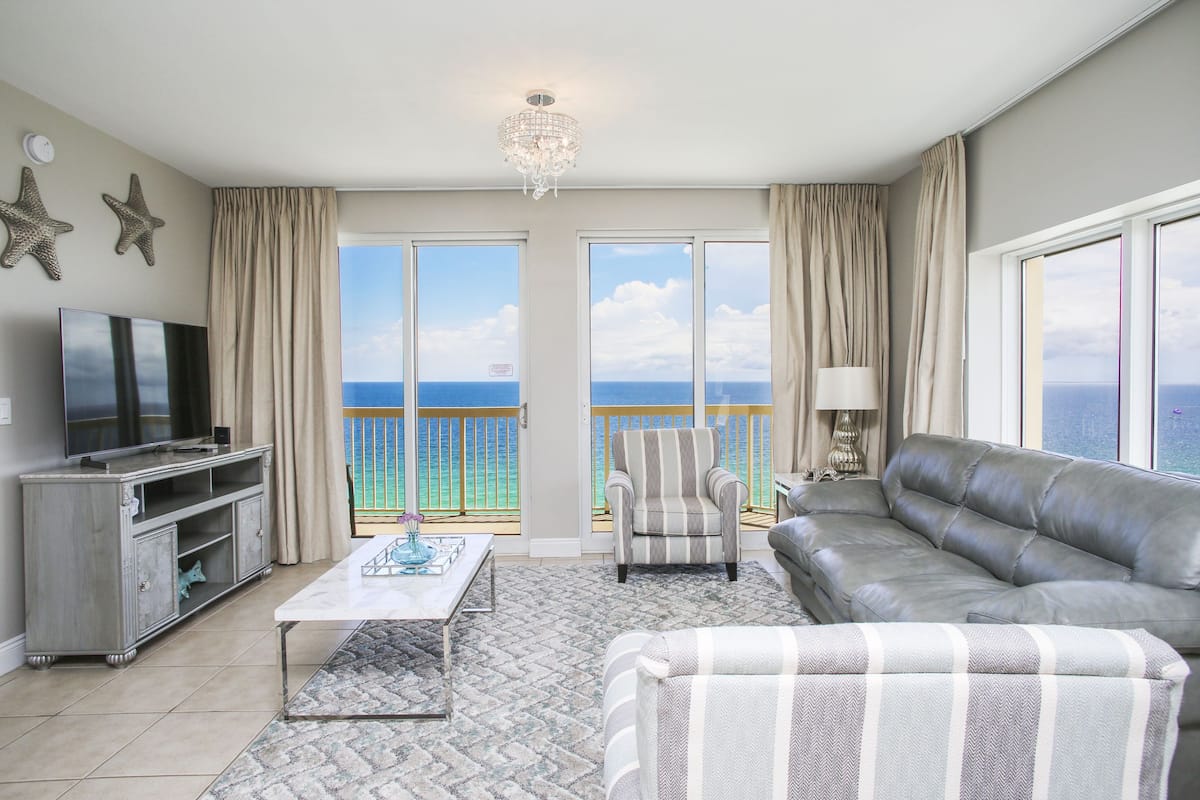 Condo, 3 Bedrooms, Sea View (1709W) | Living room