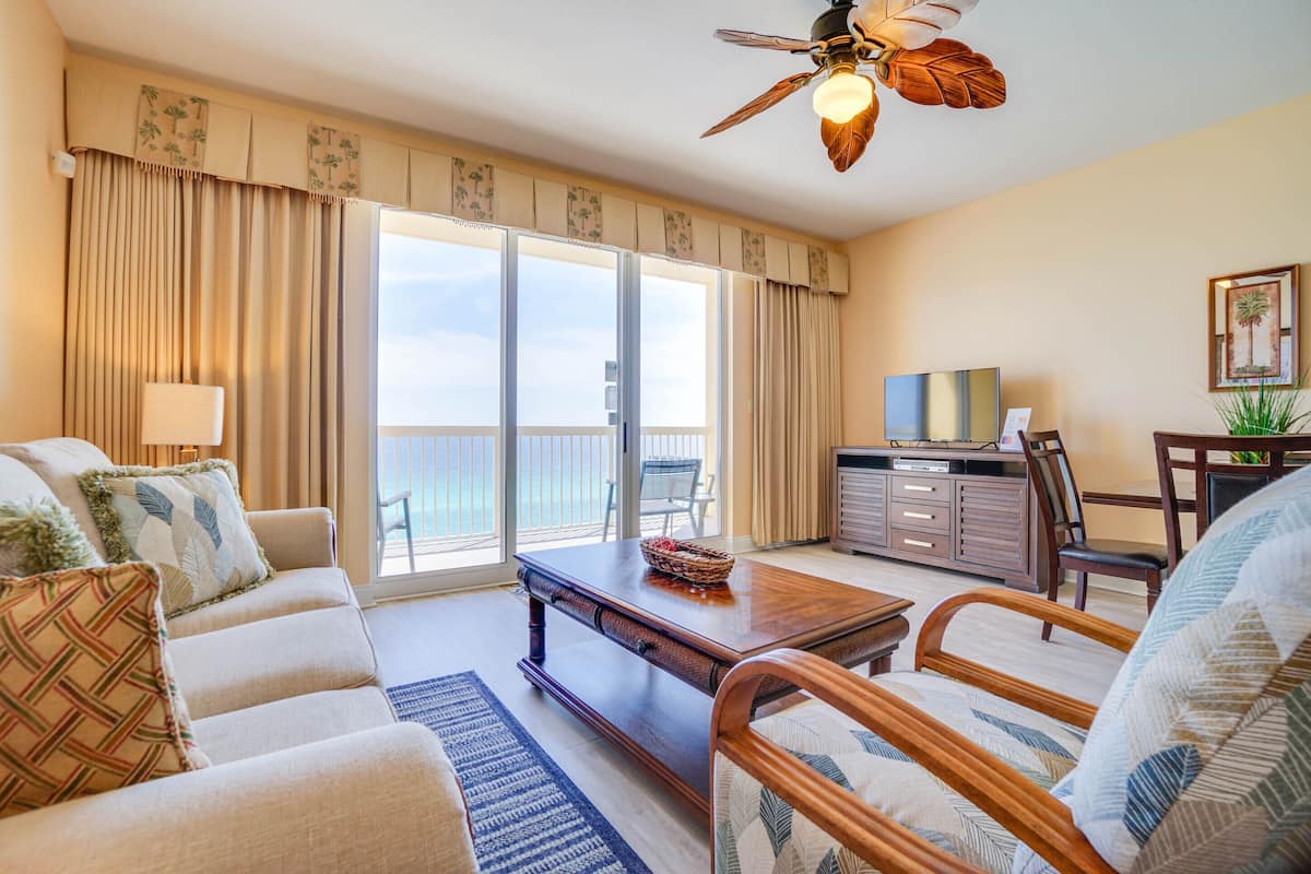 Condo, 1 Bedroom, Ocean View (1103W) | Living room