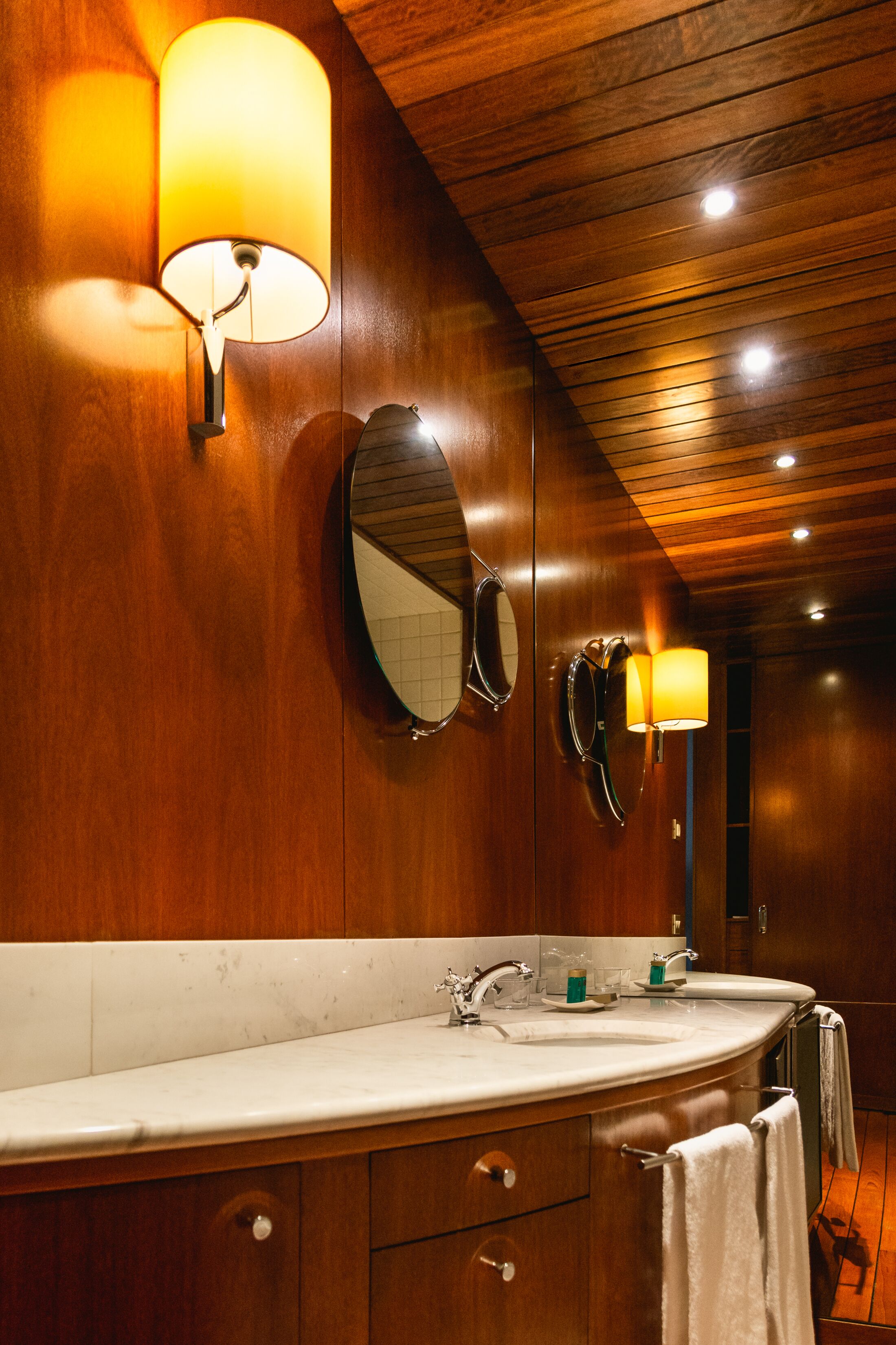 superior double room | bathroom | shower, free toiletries, hair dryer, slippers