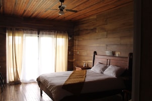 Superior Double Room, 1 Double Bed, Mountain View | Egyptian cotton sheets, premium bedding, down comforters, pillowtop beds