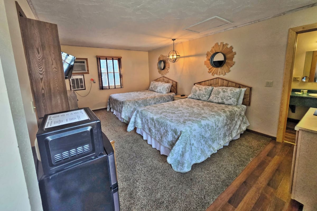 Chambre Double, 2 grands lits (32)