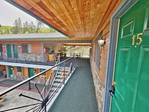 Exterior - Cedar Wood Inn (Deadwood)