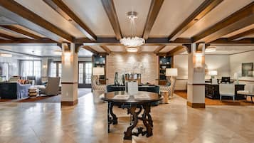 Apartment, Multiple Beds, Mountain View (Three-Bedroom Apartment) | Lobby