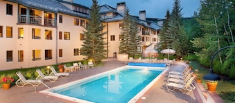 Kiva Lodge by East West Hospitality