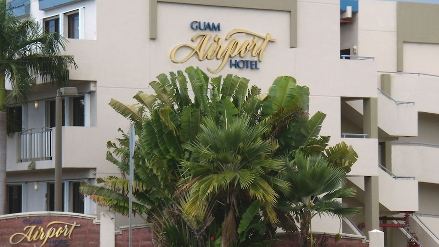 グアム エアポート ホテル