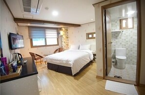 Deluxe Room (Personal Netflix account available)