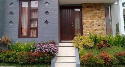 Sakinah Villa Batu