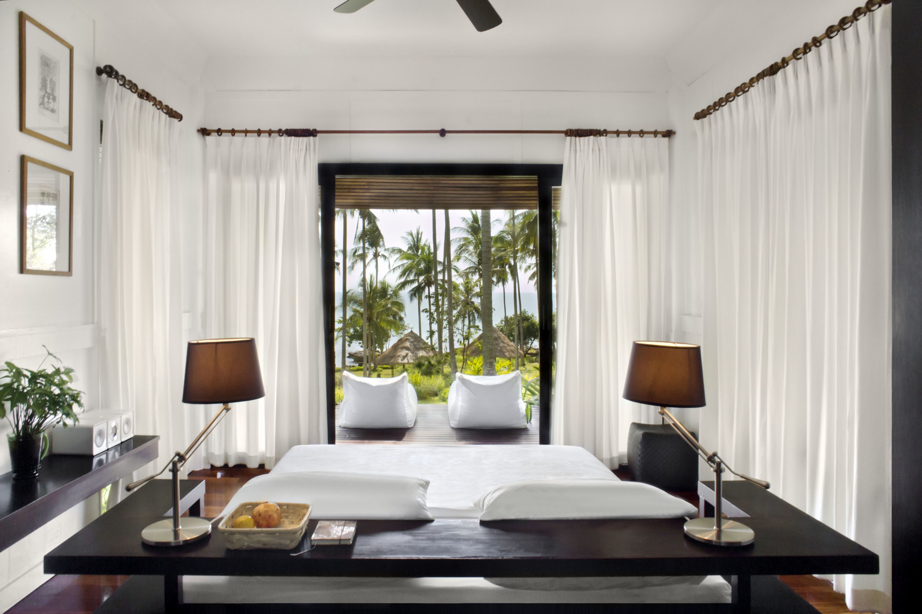 shantaa sweet (a king size bed) | 2 bedrooms, minibar, in-room safe, individually decorated