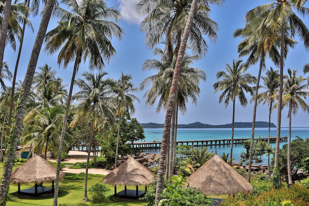 Shantaa Resort