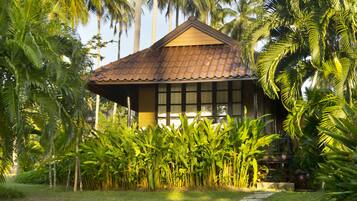 Shantaa Villa (2 queen size beds) | 2 ห้องนอน, มินิบาร์, ตู้นิรภัยในห้องพัก, ห้องพักตกแต่งอย่างมีเอกลักษณ์