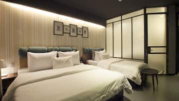 ํธ์๋ฃธ | ๊ณ ๊ธ ์นจ๊ตฌ, ์ฑ
์, ๋ฐฉ์ ์ค๋น, ๋ฌด๋ฃ WiFi