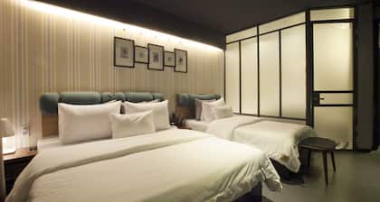 Brown Dot Hotel