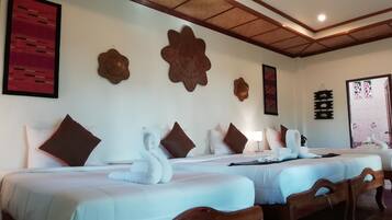 Family Quadruple Room, 2 Bathrooms, Garden Area