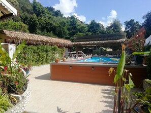 Outdoor pool, sun loungers