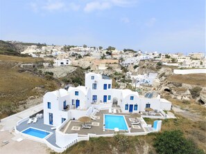Suite (Atlantis) | Aerial view - Santorini Traditional Suites (Santorini)