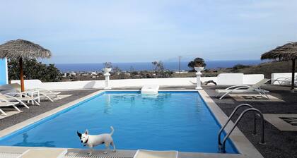 Santorini Traditional Suites