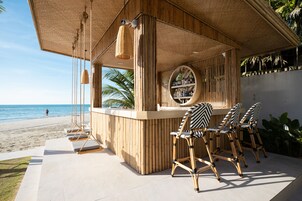 Bar (en la propiedad)