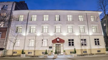 Front of property – evening/night