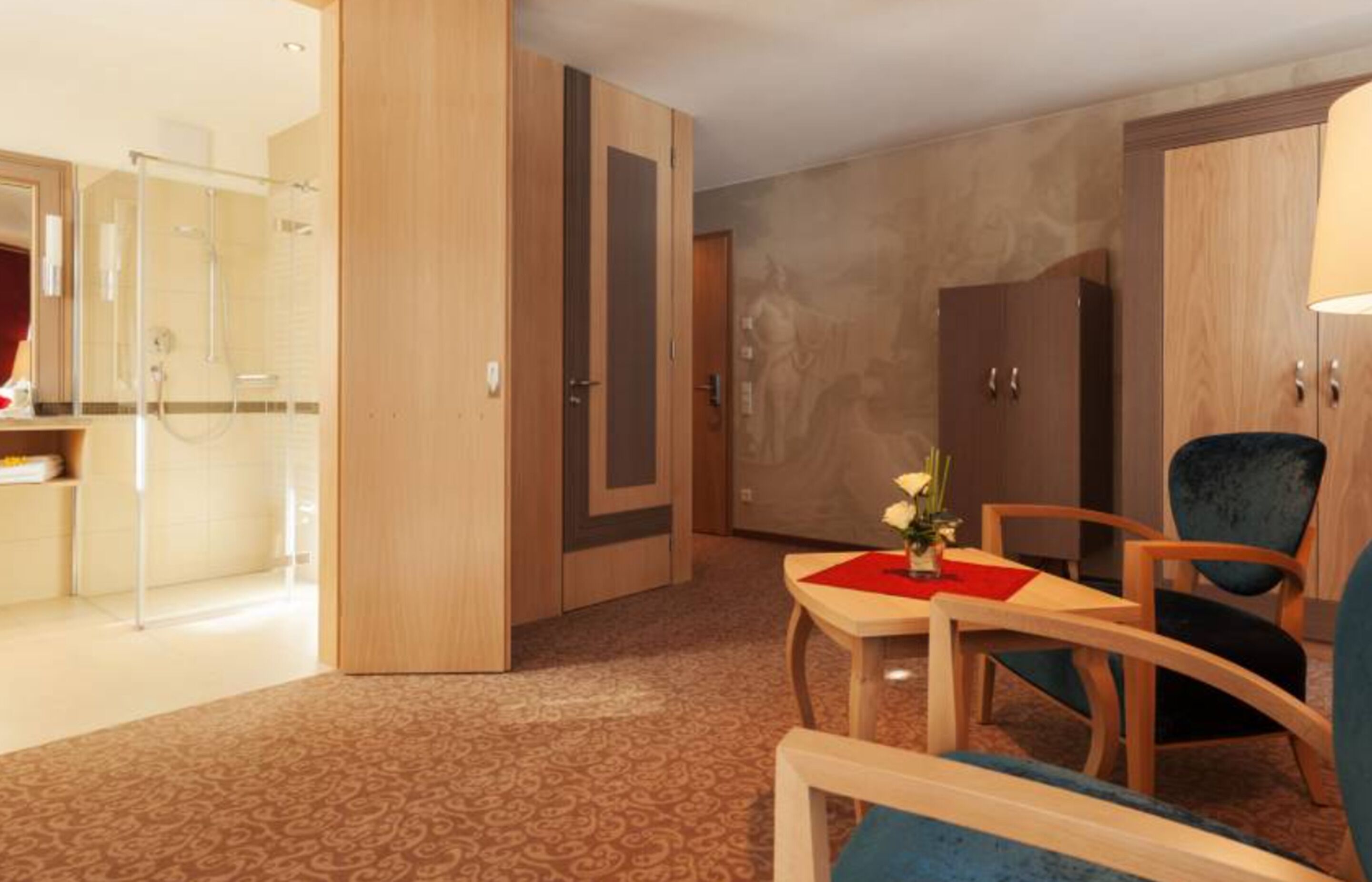 romantic suite | living area | flat-screen tv