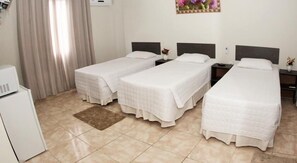 迷你吧、獨特裝潢、布置獨特、免費無線上網