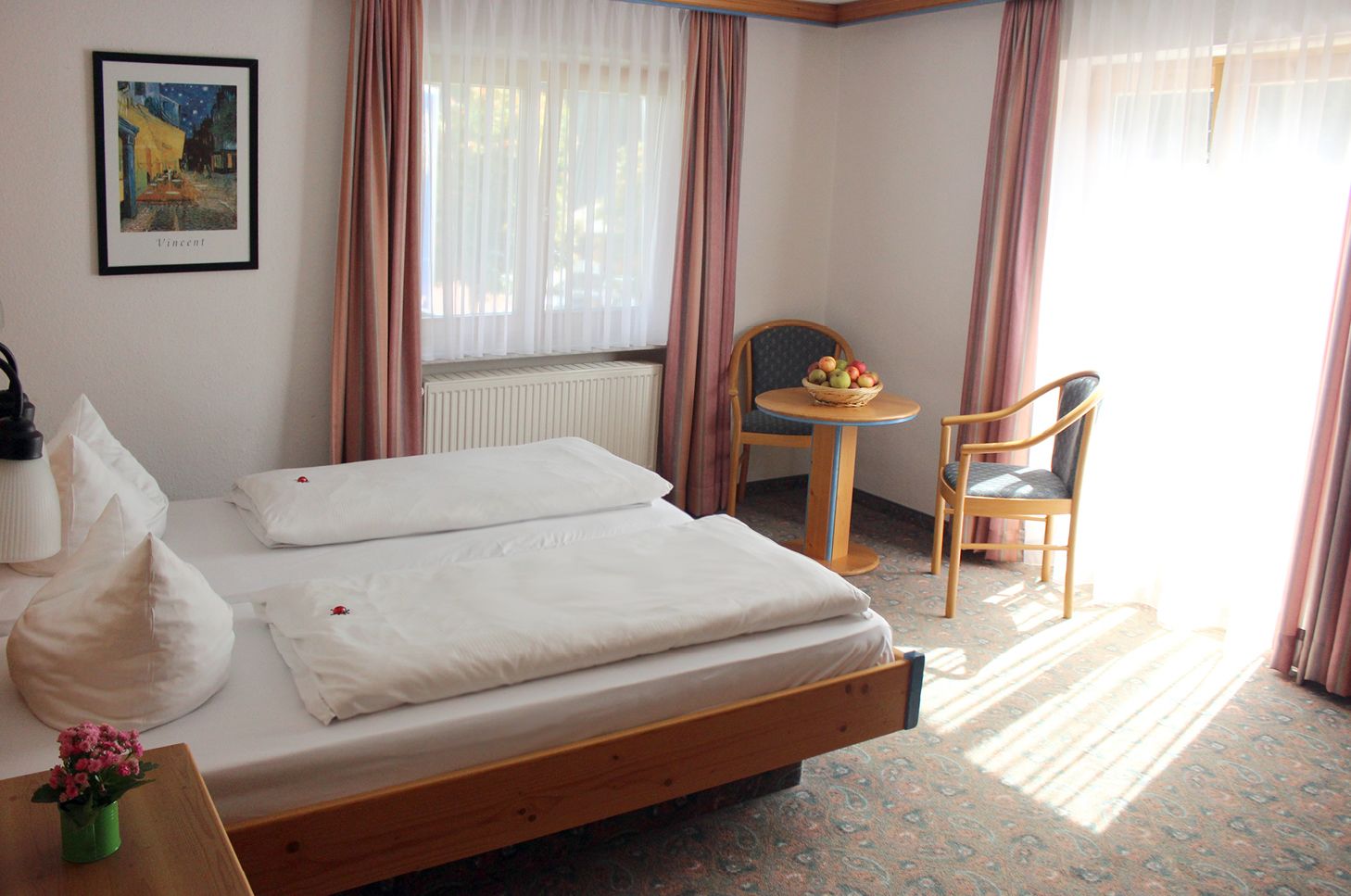 desk, free cots/infant beds