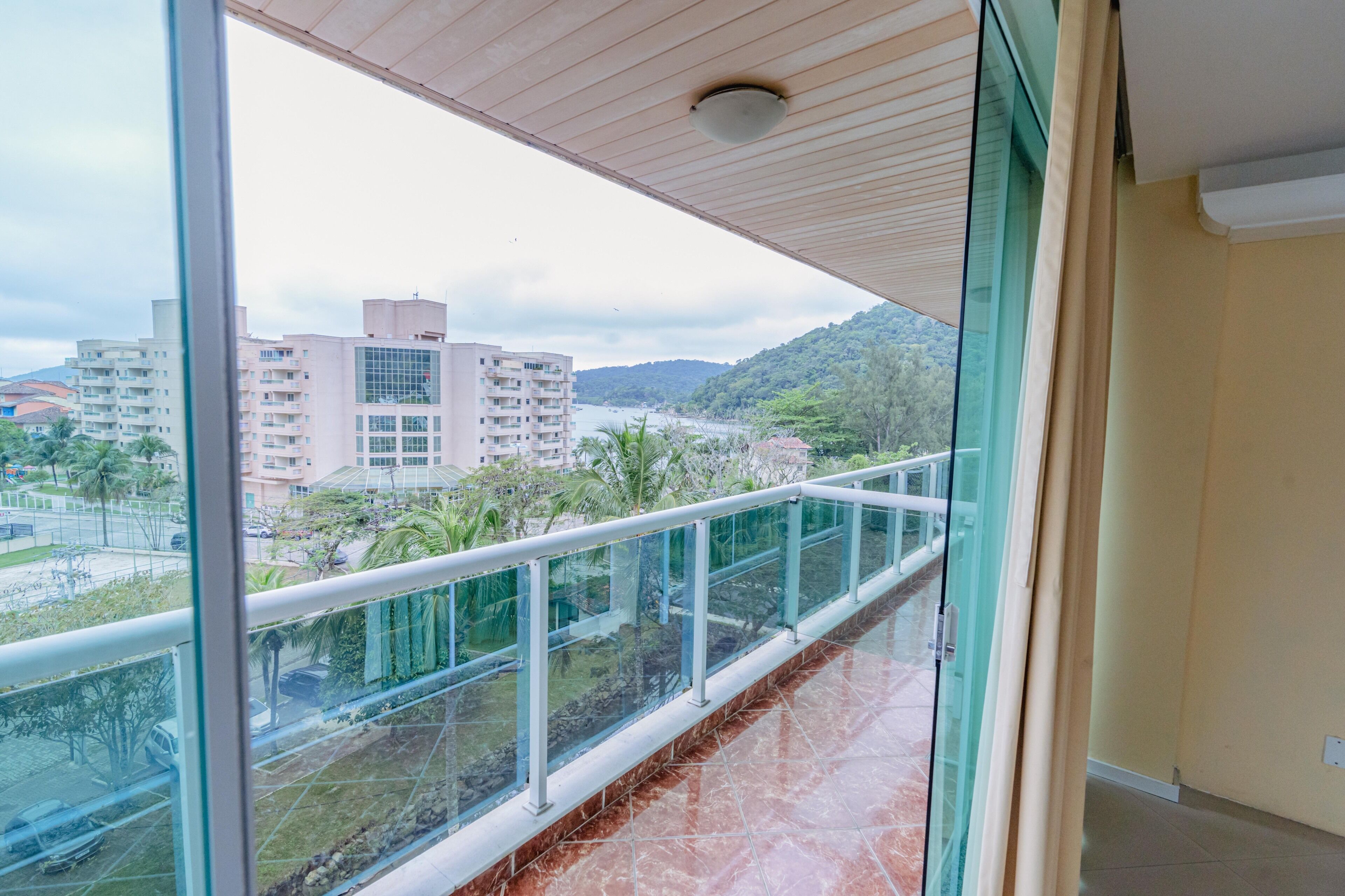 superior loft, 3 single beds | minibar, free wifi, bed sheets