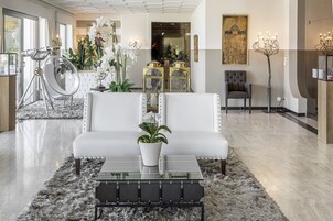 Zona de estar del vestíbulo