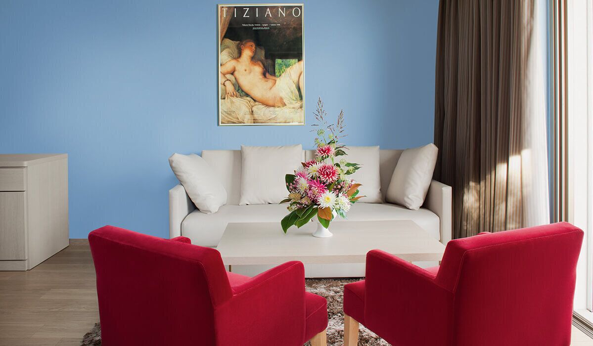 apartment, terrace, lake view | living room | flat-screen tv