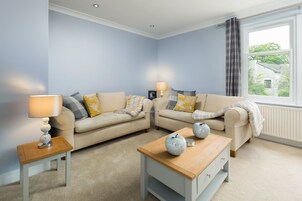 Televisión de pantalla plana, reproductor de DVD