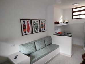 Ruokailu omassa huoneessa