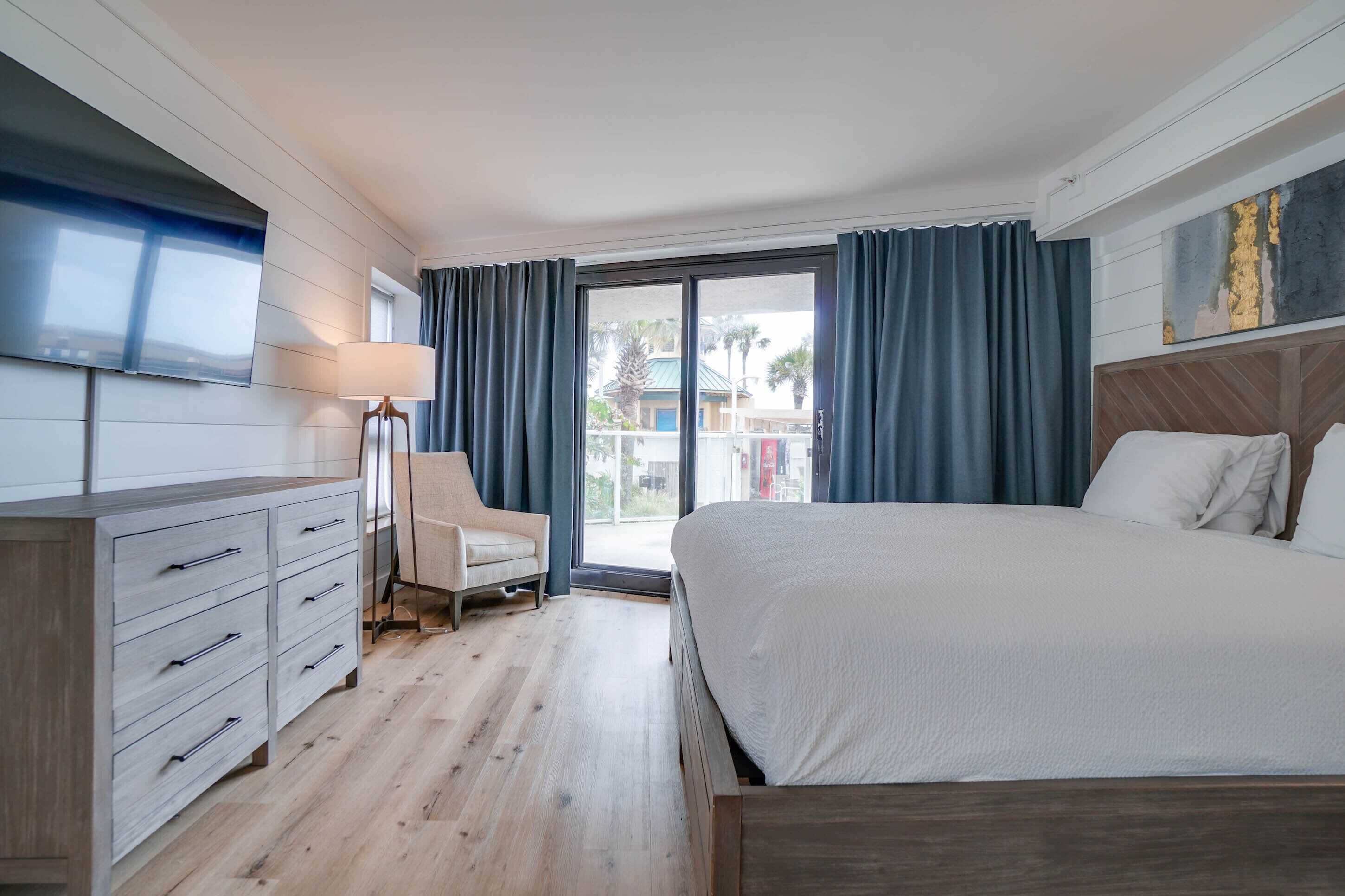 Studio, plusieurs lits, vue piscine | Décoration personnalisée, ameublement personnalisé