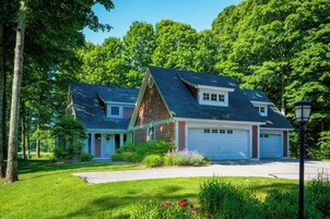 Cottage, 3 Bedrooms (Ross) | Free WiFi, bed sheets