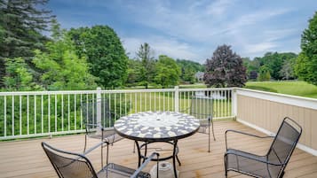 Maison mitoyenne, 3 chambres (Heather Highlands) | Terrasse/Patio