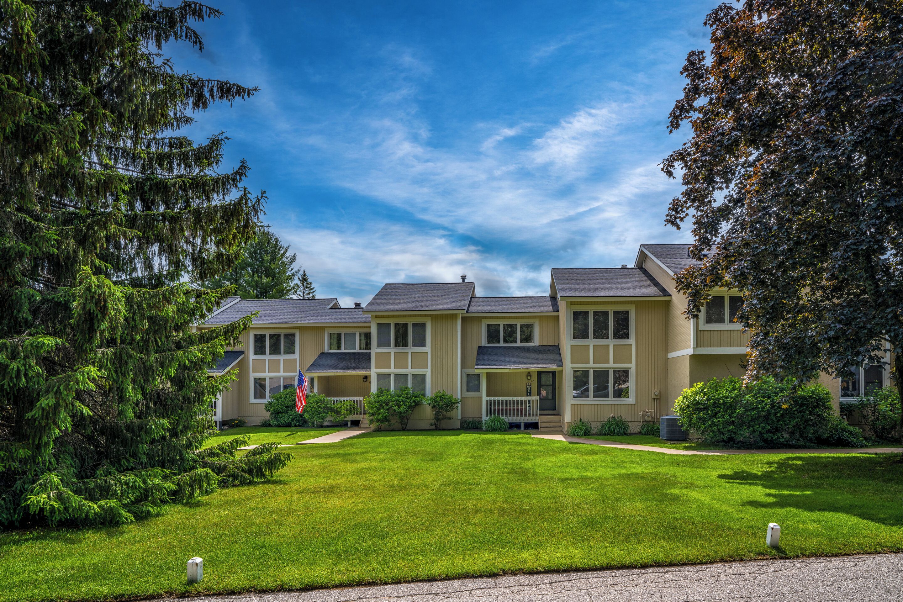 Townhome, 3 Bedrooms (Heather Highlands) | Free WiFi, bed sheets