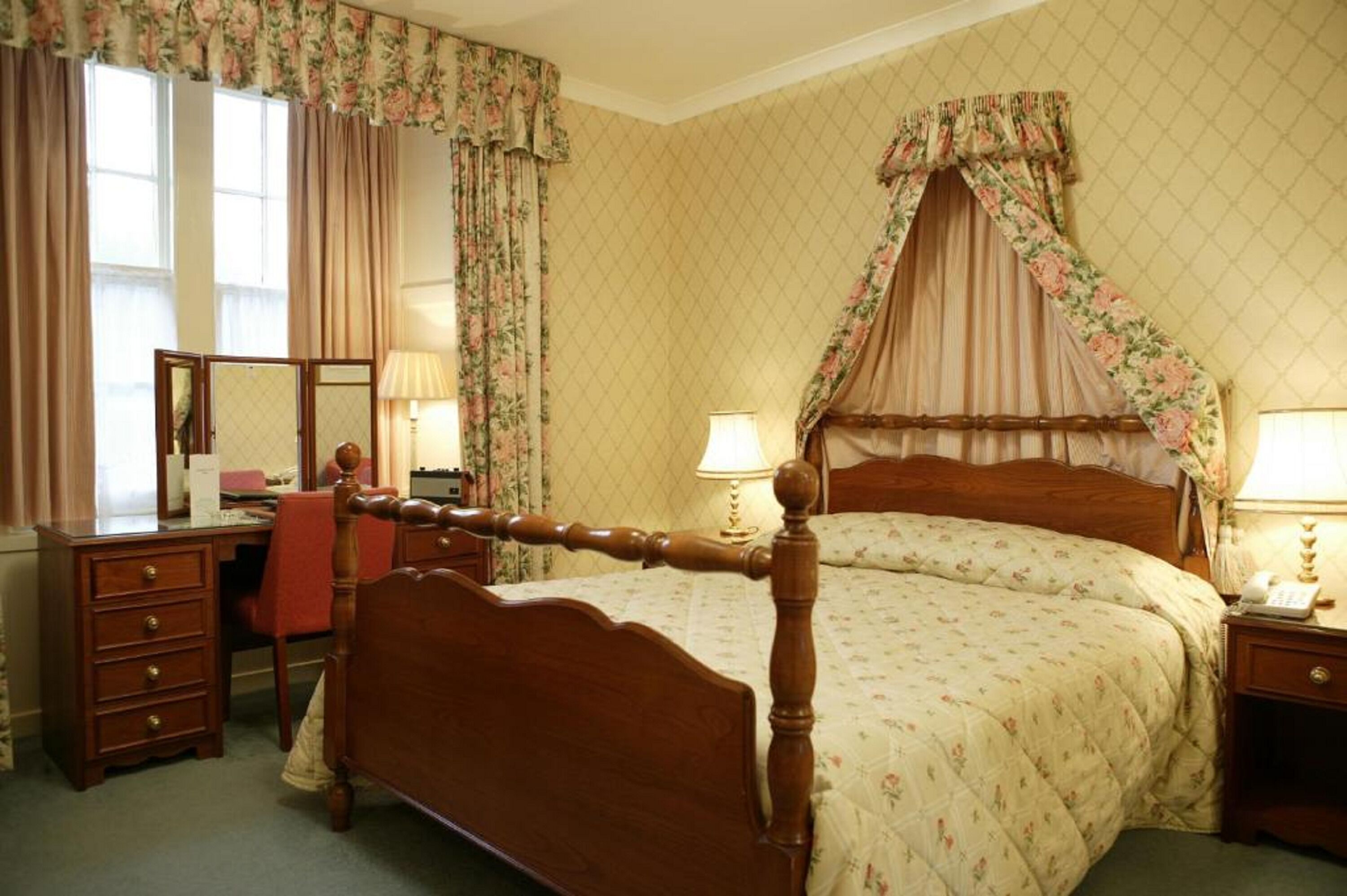 standard double room | free wifi, bed sheets