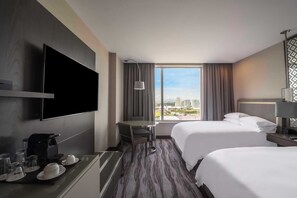 Premium bedding, down duvets, pillow-top beds, minibar