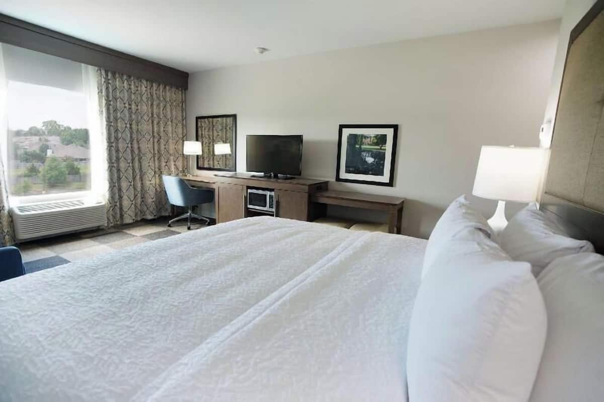 In-room safe, cribs/infant beds, free WiFi, bed sheets